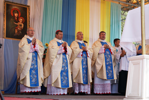 єпископи