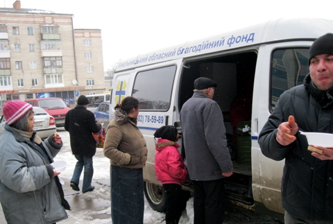 Карітас України: обігріто майже 1000 безпритульних 