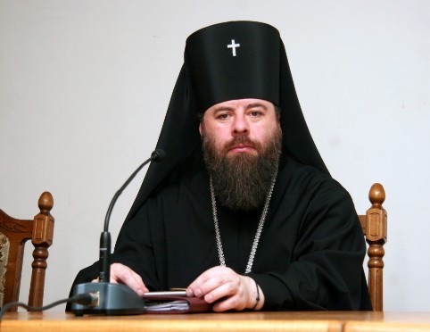 Голова Відділу зовнішніх церковних зв’язків  УПЦ архиєпископ Луганський і Алчевський Митрофан 