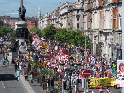 Ірландія: масові протести проти легалізації абортів