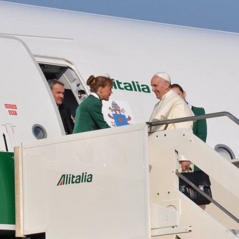Папа вилетів до Ріо