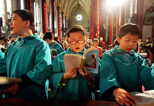 Католики, Китай