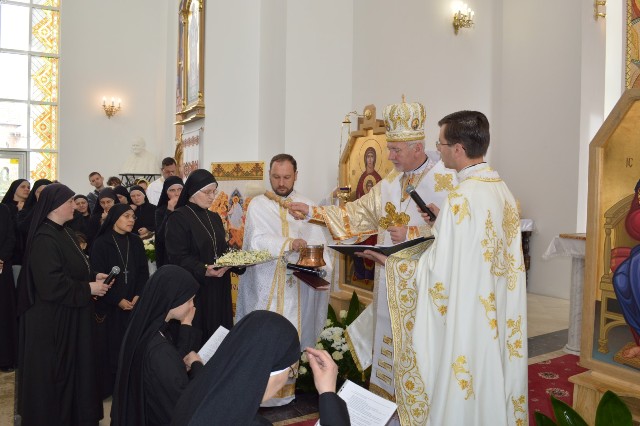 Довічні обіти монахинь в Івано-Франківську (3)