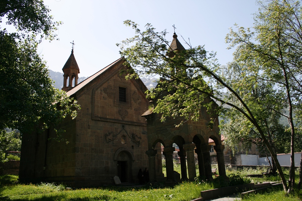 церква в Казбегі