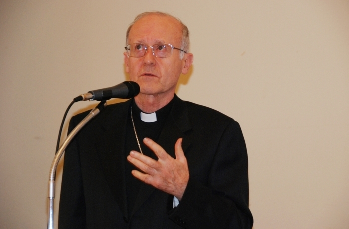 єпископ Томмазо Гіреллі