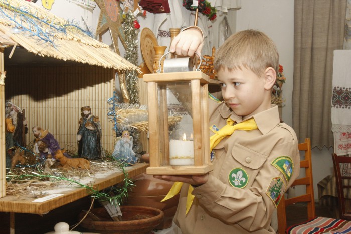 Скаути привезуть Віфлеємський вогонь миру в Україну