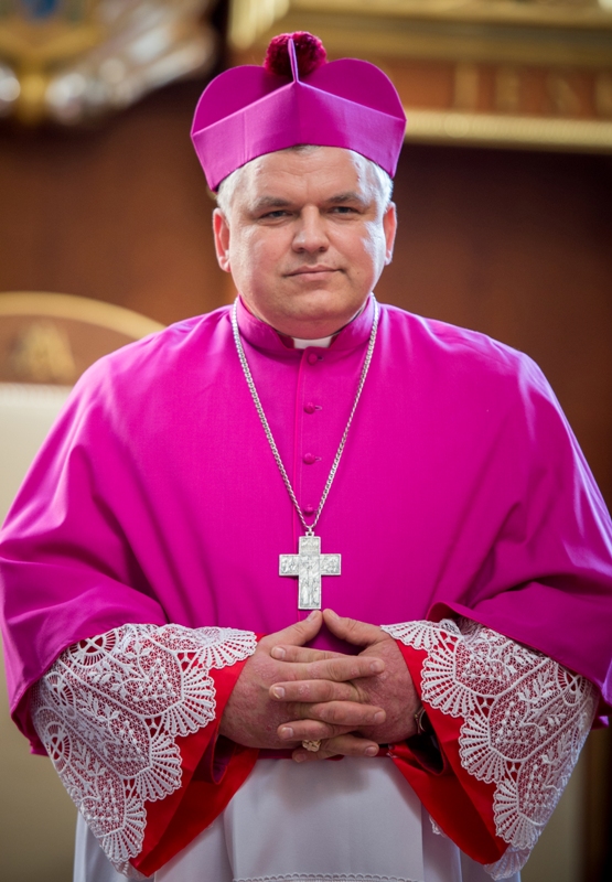 Єпископ Яцек Пиль