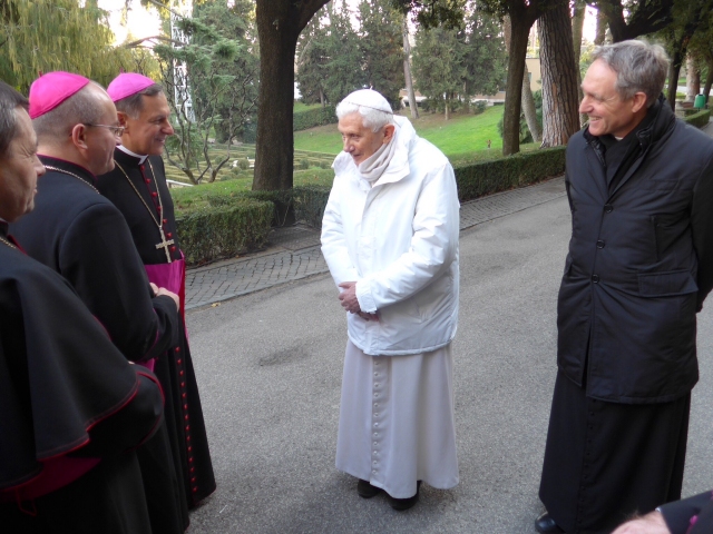 Бенедикт XVI з єпископами