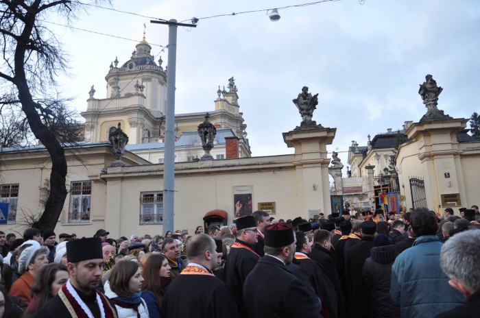 Хресна хода у Львові