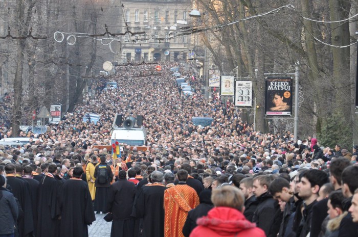 Хресна хода у Львові