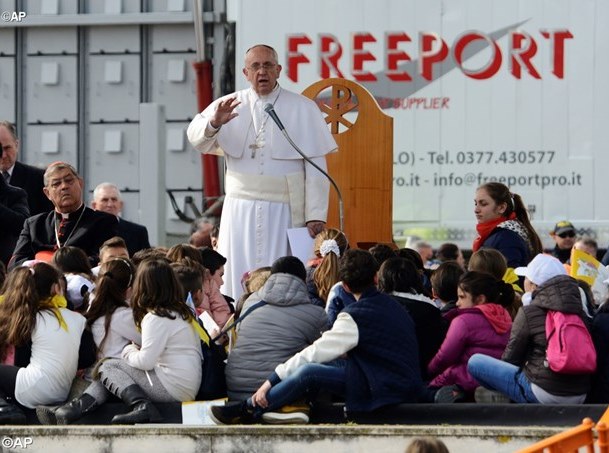Папа Неаполь 21.03.2015