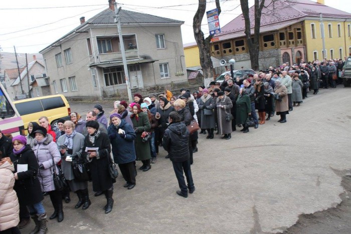 Хресна хода селищем Ясіня (11)