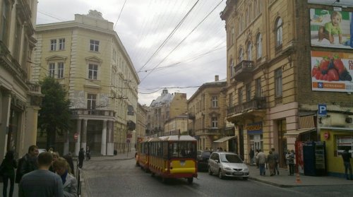 Львів вул. Гнатюка