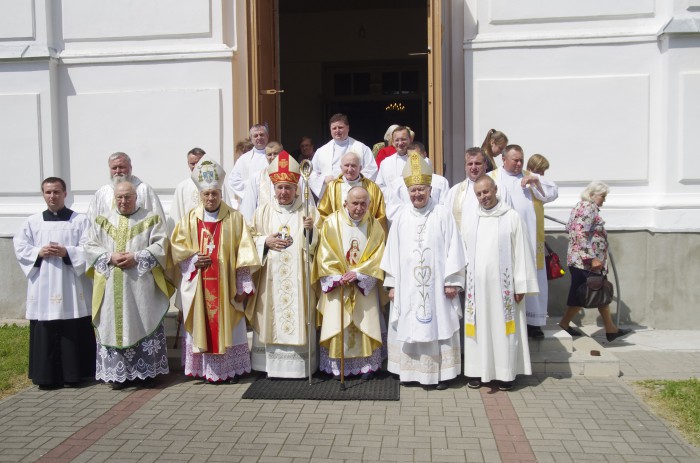 Отець Ян Крапан відзначив 50 річницю священиства