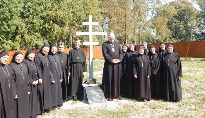 Апостольський Нунцій відвідав контемплятивний монастир у Бурштині