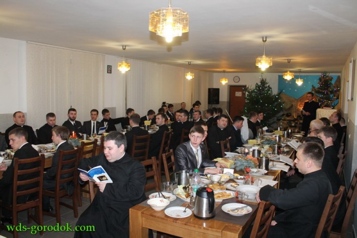 вігілійна вечеря у Городоцькій семінарії 