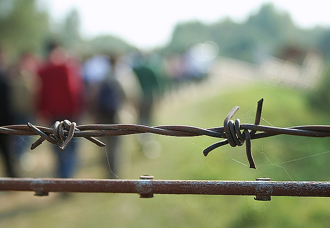 відстороненість