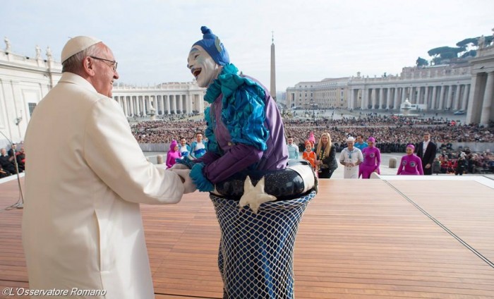 Цирк у Ватикані7