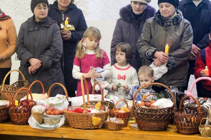 У Вінниці посвятили пасхальні кошики