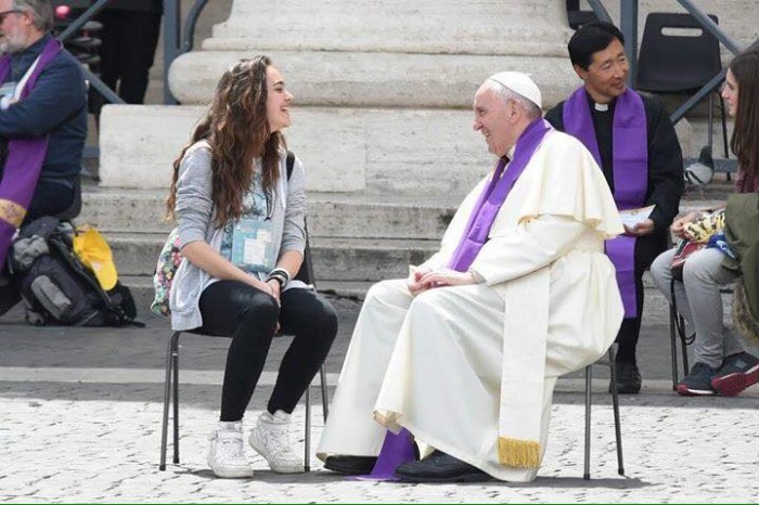 Папа посповідав молодь у Римі (1)