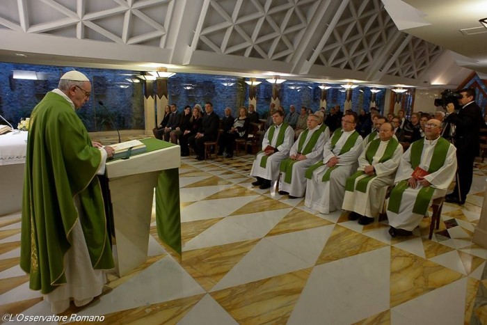 Папа Франциск. Ранішня Меса. Зелений орнат1