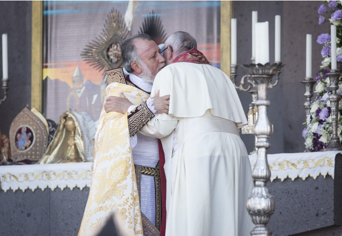 Папа і Католикос