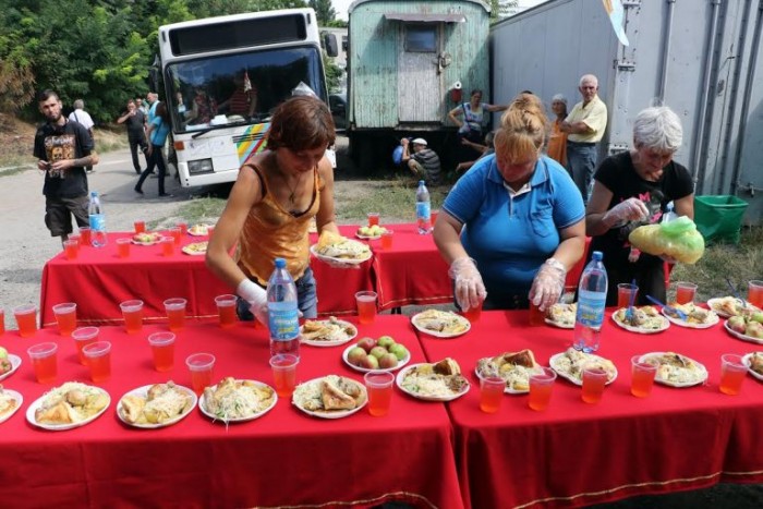 Нунцій в Одесі зустрівся з безпритульними