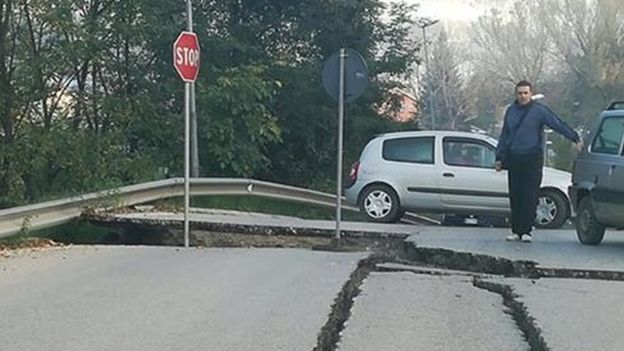 Італія землетрус дороги