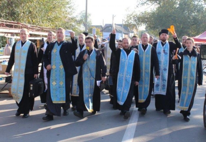 Чернеча родина Воплоченого Слова молилася у Зарваниці за Україну і нові покликання