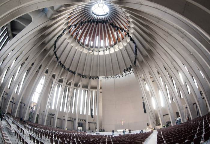 Варшава Валянув храм Божого Провидіння купол