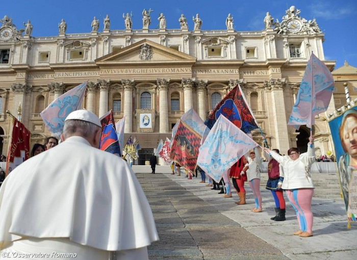 Прапороносці у Ватикані2