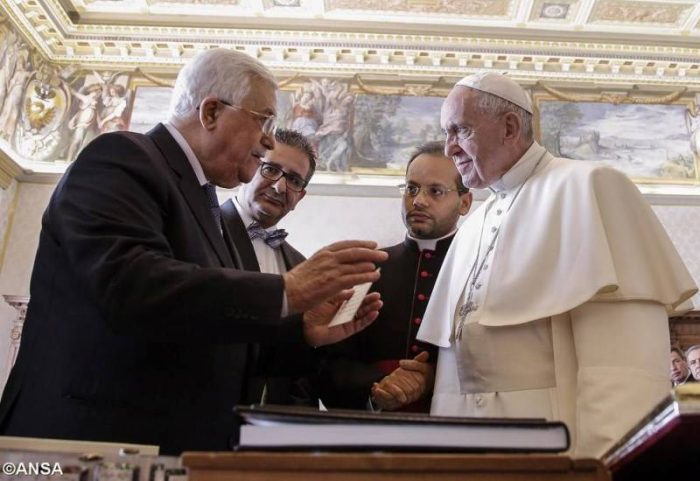 Папа Франциск і Махмуд Аббас