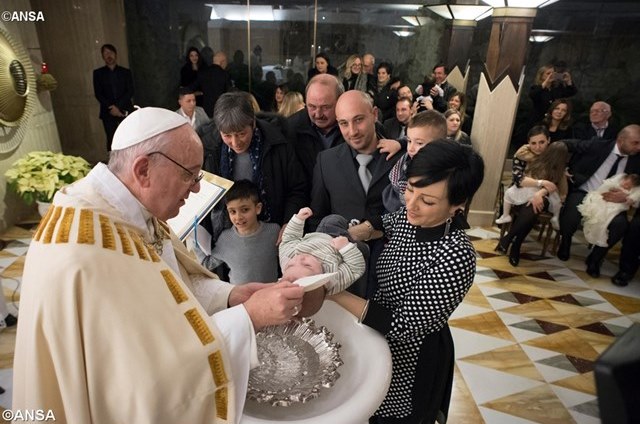 Папа хрещення