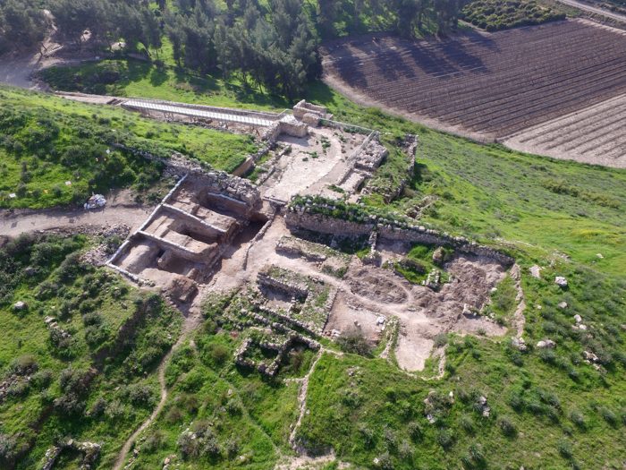 tel-lachish-gate-1